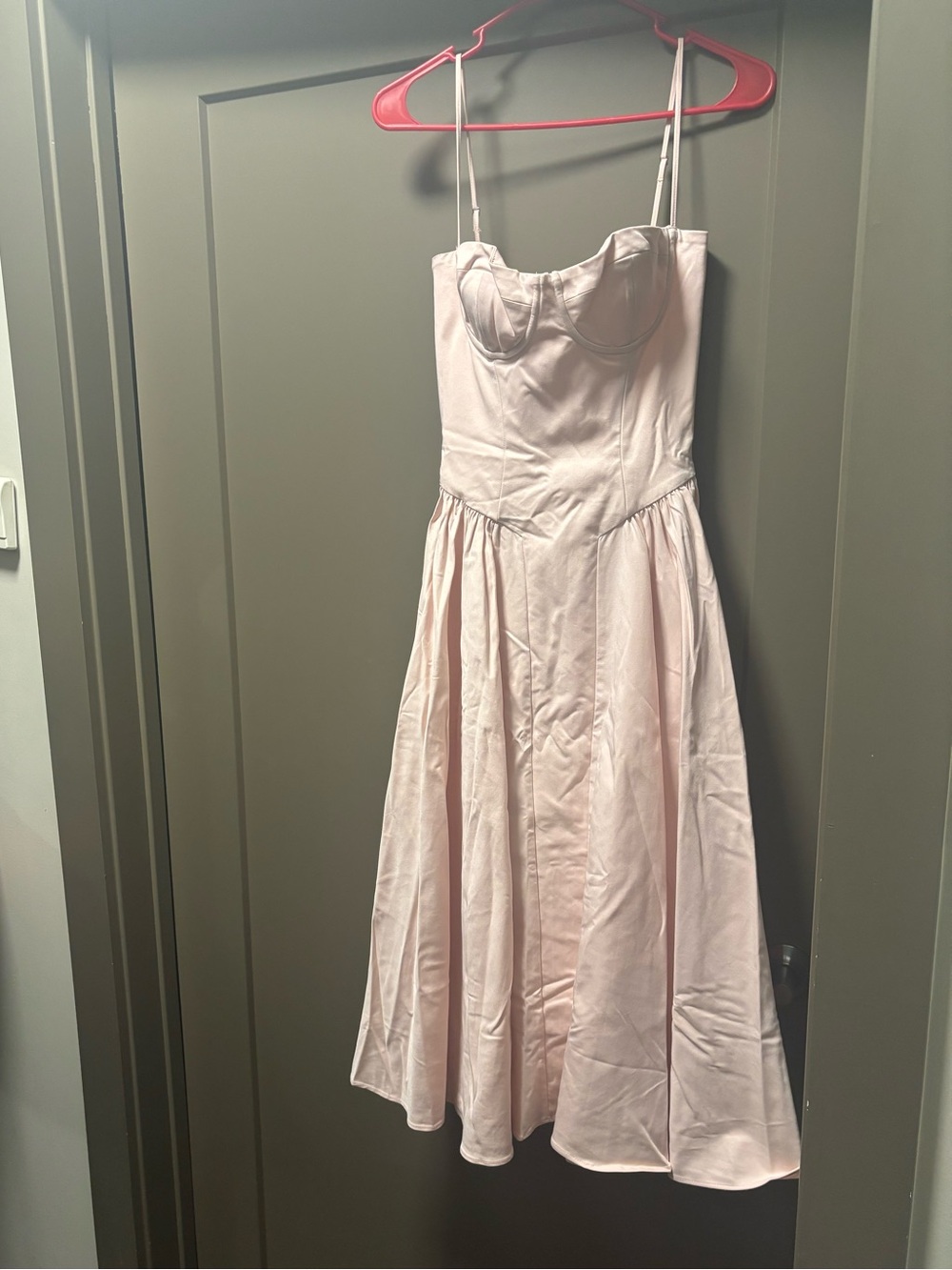 House of CB Samaria Pale Pink Midi Dress - Picture 4 of 5